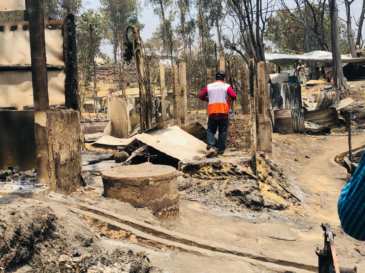 Das Feuer zerstörte zahlreiche Unterkünfte